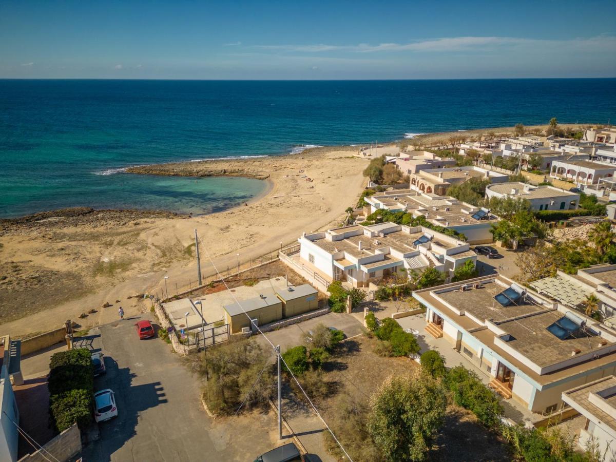 Residence Caletta Марина ди Манкаверза Екстериор снимка